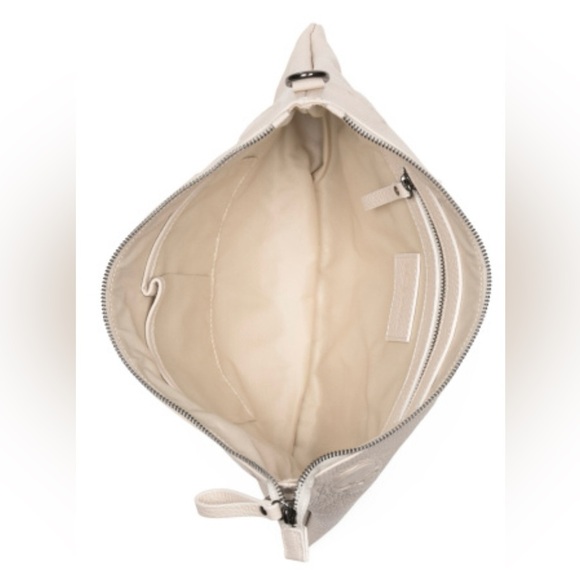 IOPELLE💀NWT💀 Made In Italy, Genuine Leather Multi Skull “Moose Latte”Crossbody - Picture 5 of 12